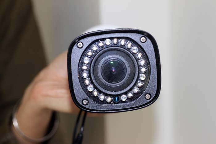Camera DAHUA HAC-HFW1100R-VF với tính năng hồng ngoại thông minh